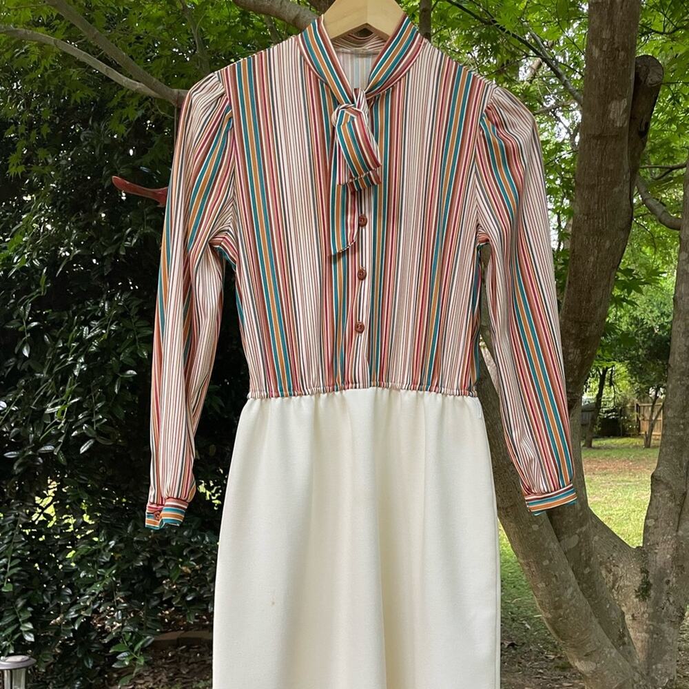 Vintage Two Piece Dress Size Medium 1970's -- Belt not included